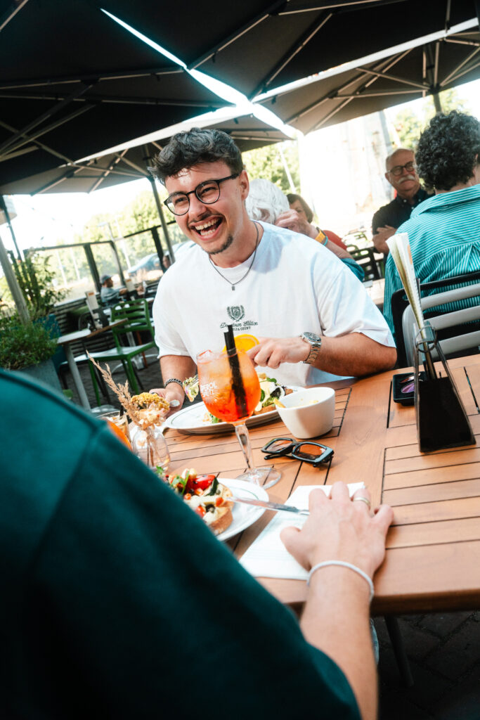 Terras van Buurten in de Fabriek